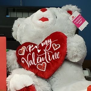 Meet your Posher, Crystal